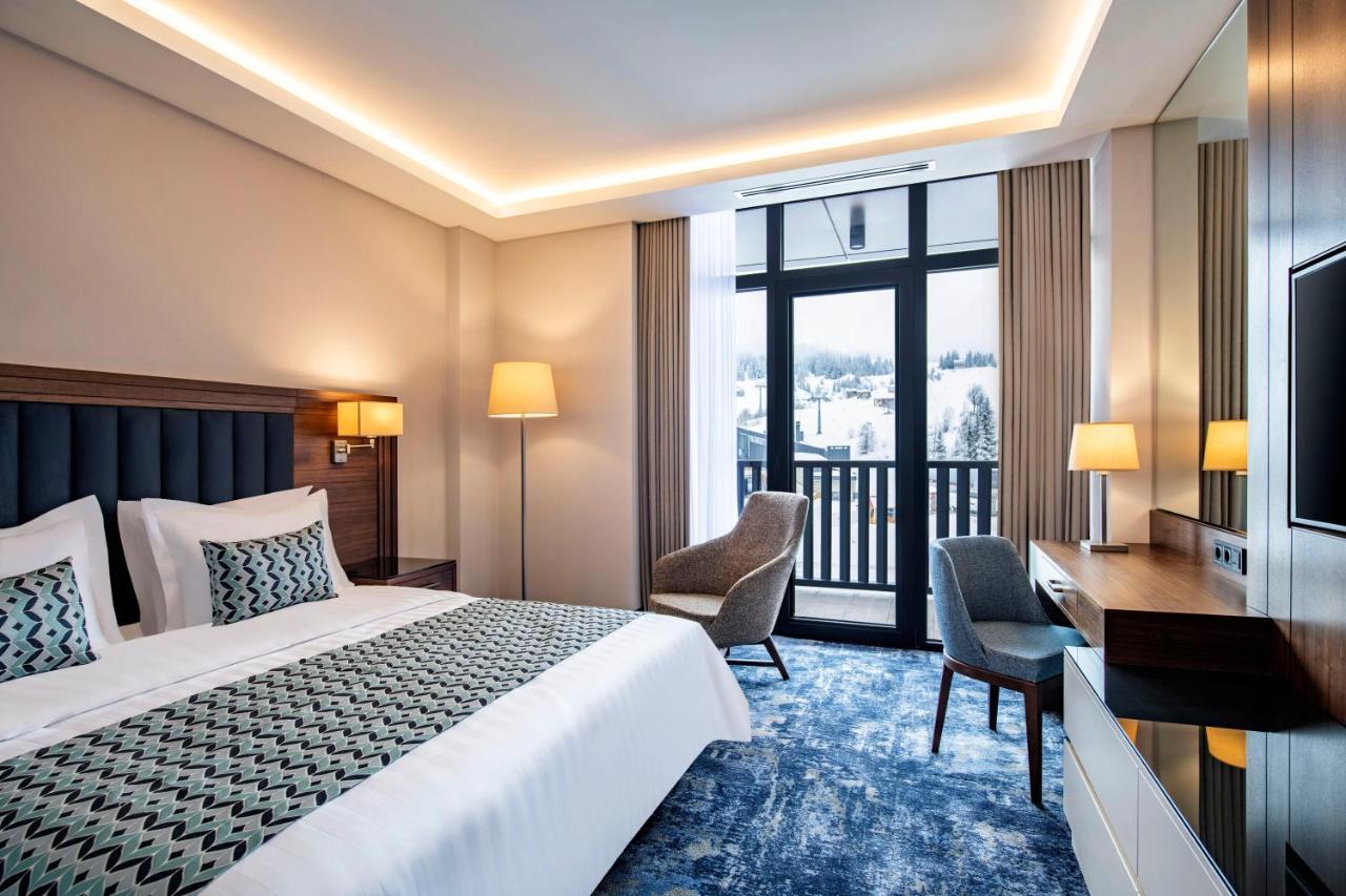Ambassadori Goderdzi Hotel Ngoại thất bức ảnh