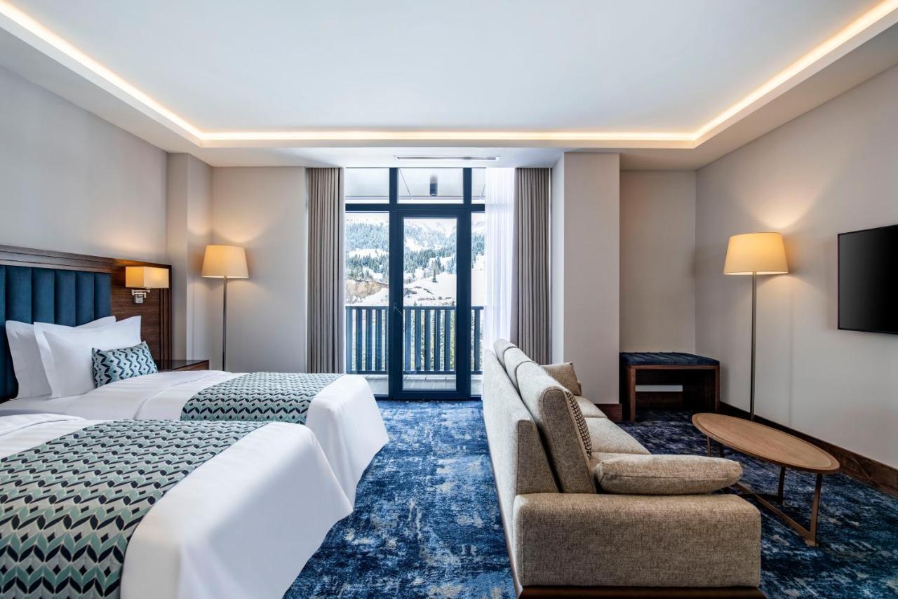 Ambassadori Goderdzi Hotel Ngoại thất bức ảnh