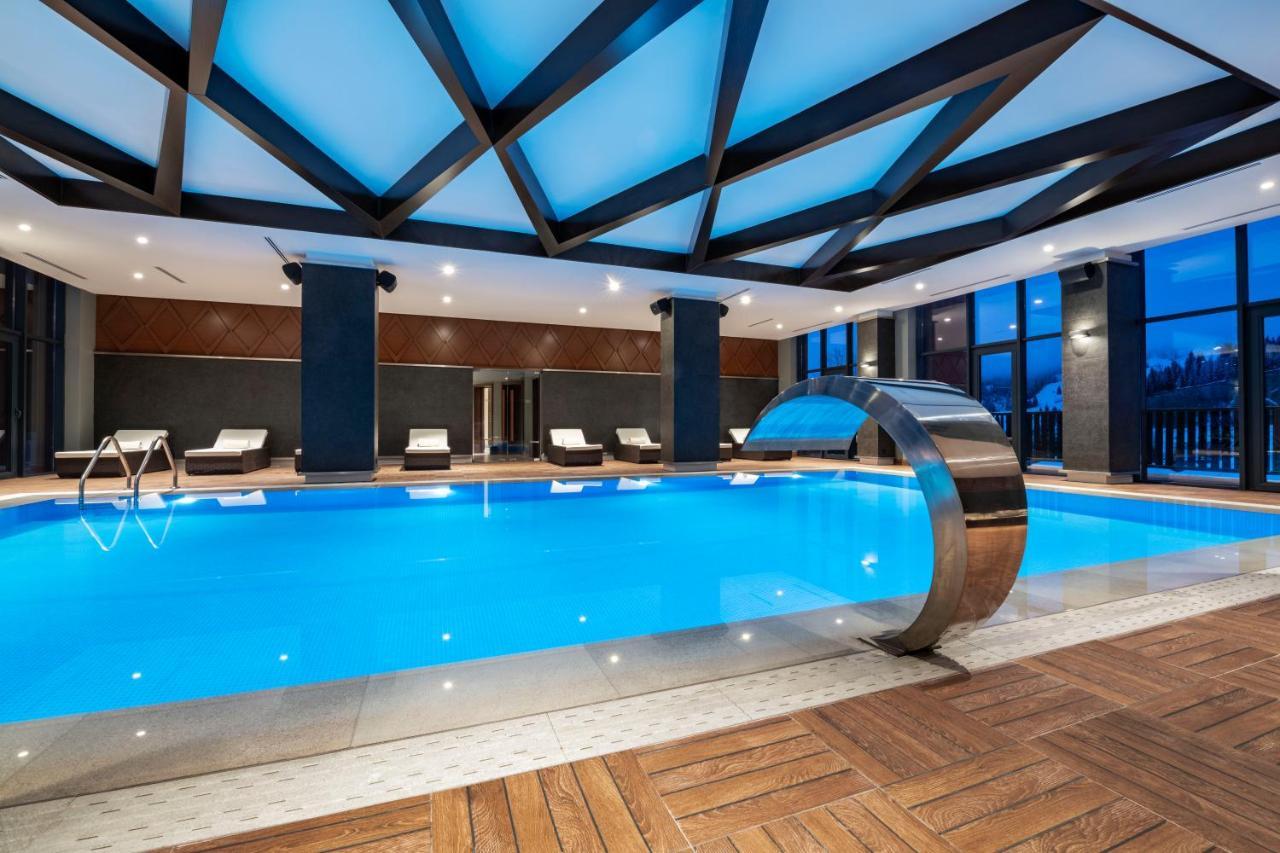 Ambassadori Goderdzi Hotel Ngoại thất bức ảnh