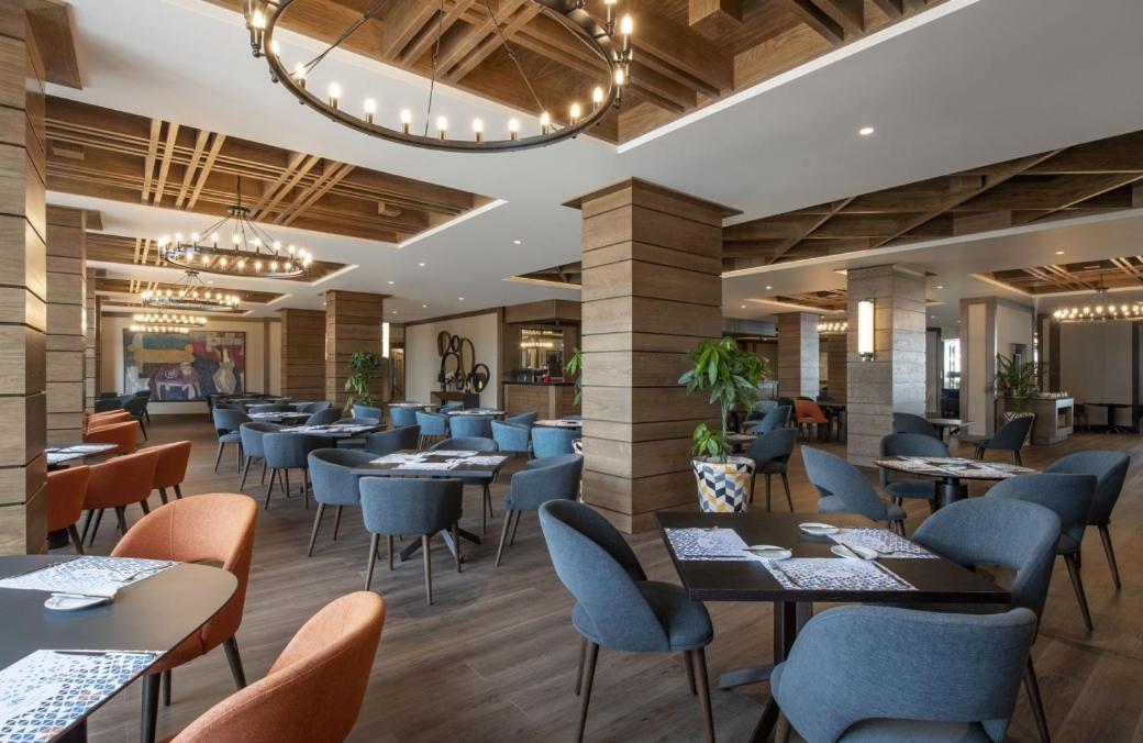 Ambassadori Goderdzi Hotel Ngoại thất bức ảnh